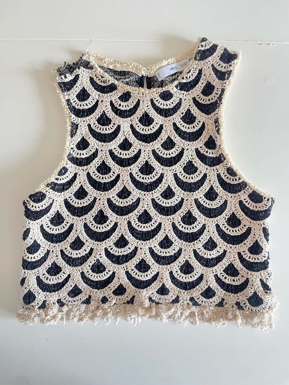 Mango Women's Geometric Crochet Shell Top with Fringed Hem (BROKEN SHOULDER SLEE